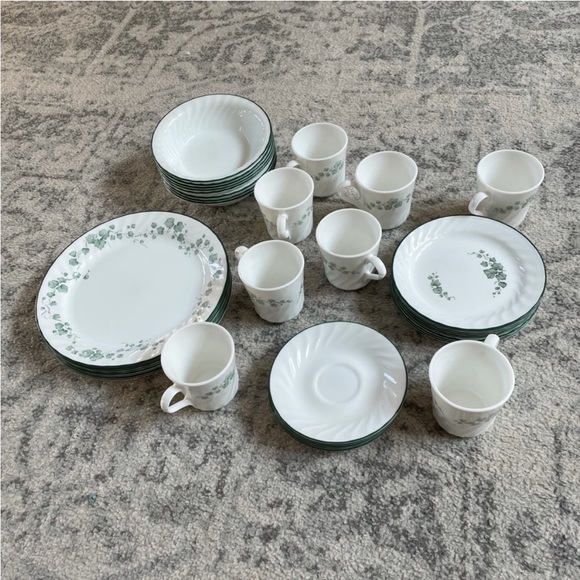 Corelle Dining 2 Corelle Callaway Green Ivy Dinnerware Complete Set